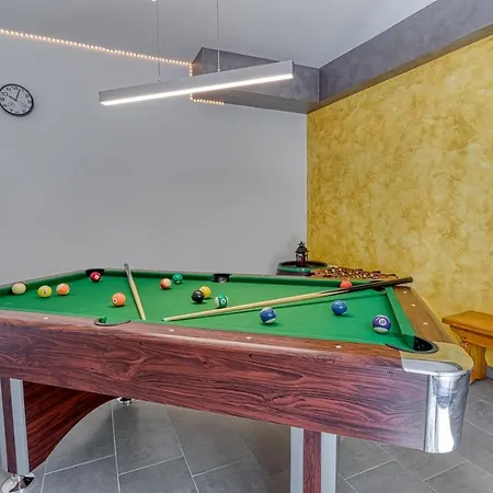 Casa Martina With Whirlpool 度假居 Barban