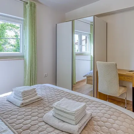 度假居 Casa Martina With Whirlpool *