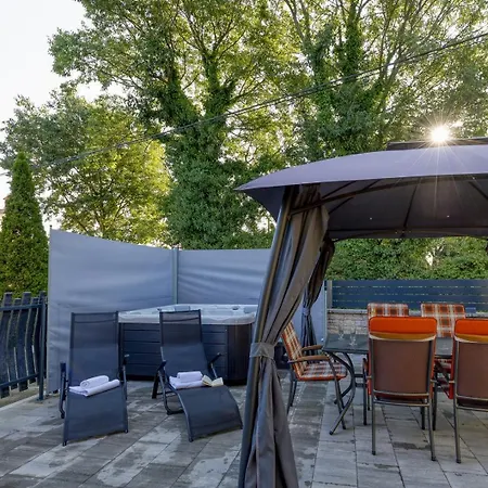Semesterbostad Casa Martina With Whirlpool *