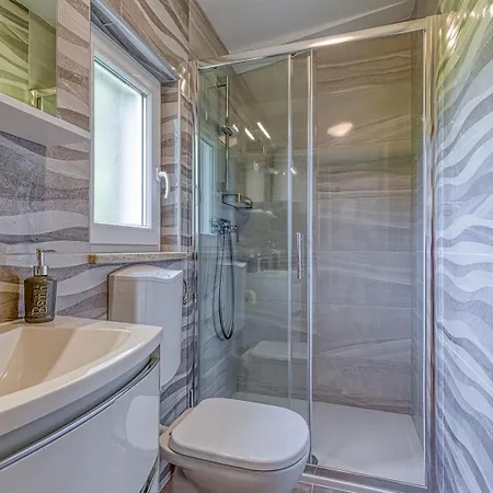 Casa Martina With Whirlpool Semesterbostad Barban