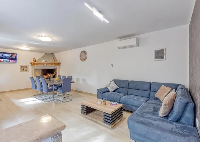 Vakantiehuis Casa Martina With Whirlpool *