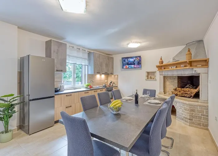 Casa Martina With Whirlpool *