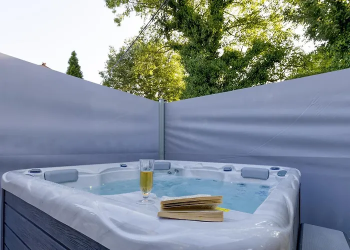 Casa Martina With Whirlpool *